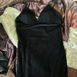 Black velvet ribbed date night dress